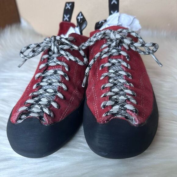 5.10 Five Ten Stealth C4 Rock Climbing Shoes Men's Size 10.5 Red Suede - Picture 3 of 12